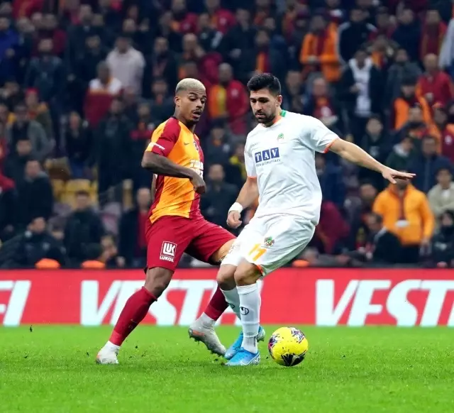 Süper Lig: Galatasaray: 1 - Aytemiz Alanyaspor: 0 (Maç sonucu) Süper Lig: Galatasaray: 1 - Aytemiz Alanyaspor: 0 (Maç sonucu)