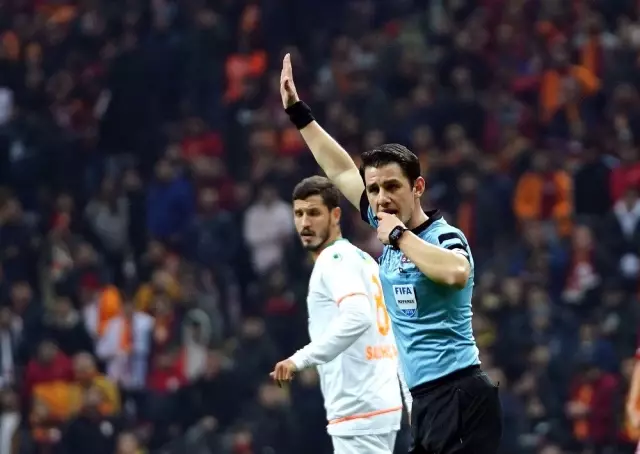 Süper Lig: Galatasaray: 1 - Aytemiz Alanyaspor: 0 (Maç sonucu) Süper Lig: Galatasaray: 1 - Aytemiz Alanyaspor: 0 (Maç sonucu)