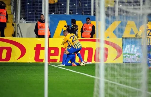 Süper Lig: MKE Ankaragücü: 1 - Göztepe: 1 (İlk yarı) Süper Lig: MKE Ankaragücü: 1 - Göztepe: 1 (İlk yarı)
