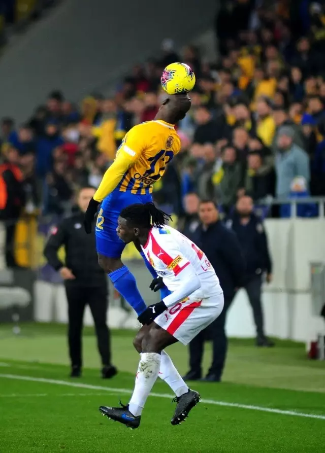 Süper Lig: MKE Ankaragücü: 1 - Göztepe: 1 (İlk yarı) Süper Lig: MKE Ankaragücü: 1 - Göztepe: 1 (İlk yarı)