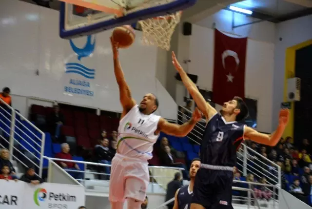 Türkiye Basketbol Ligi: Petkim Spor: 92 - 1881 Düzce Belediye: 68 Türkiye Basketbol Ligi: Petkim Spor: 92 - 1881 Düzce Belediye: 68