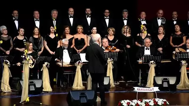Zeki Müren doğum gününde konserle anıldı