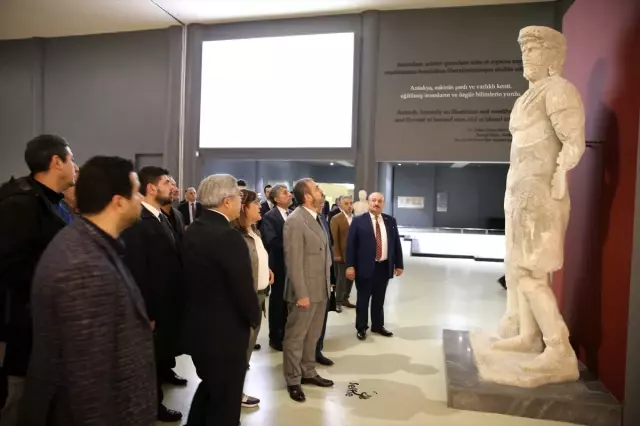 AK Parti Genel Başkan Yardımcısı Mahir Ünal, Hatay'da ziyaretlerde bulundu AK Parti Genel Başkan Yardımcısı Mahir Ünal, Hatay'da ziyaretlerde bulundu