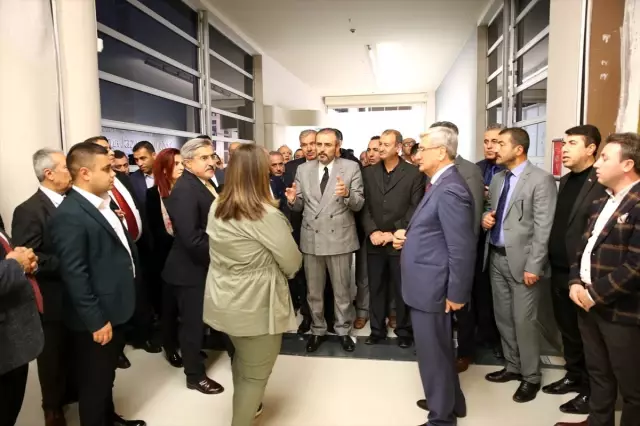 AK Parti Genel Başkan Yardımcısı Mahir Ünal, Hatay'da ziyaretlerde bulundu AK Parti Genel Başkan Yardımcısı Mahir Ünal, Hatay'da ziyaretlerde bulundu