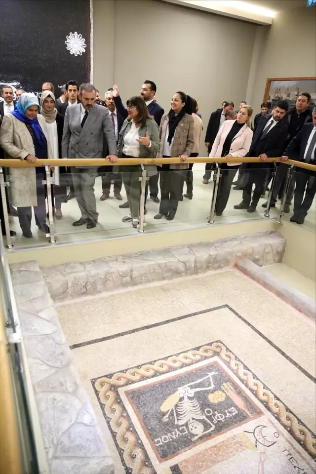 AK Parti Genel Başkan Yardımcısı Mahir Ünal, Hatay'da ziyaretlerde bulundu AK Parti Genel Başkan Yardımcısı Mahir Ünal, Hatay'da ziyaretlerde bulundu