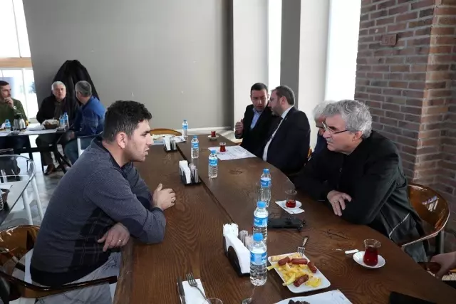 Başkan Yüce: 'Şehit yakınları ve gazilerimizin her zaman yanındayız' Başkan Yüce: 'Şehit yakınları ve gazilerimizin her zaman yanındayız'