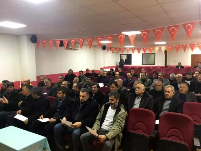Hekimhan'da muhtarlar toplantısı yapıldı Hekimhan'da muhtarlar toplantısı yapıldı