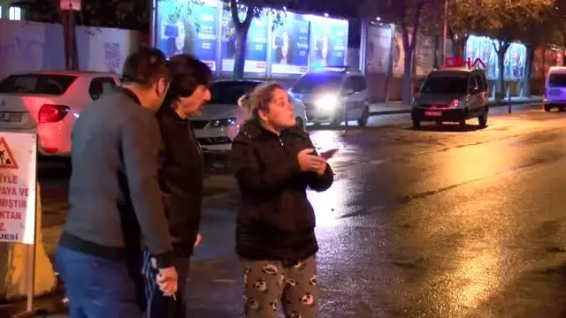 İstanbul kadıköy'de otomobil lokantaya daldı İstanbul kadıköy'de otomobil lokantaya daldı