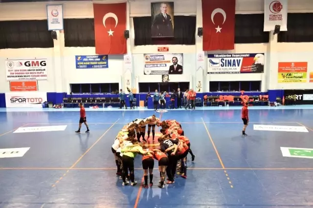 Kastamonu Belediyespor, ligde ilk yarıyı namağlup lider tamamladı Kastamonu Belediyespor, ligde ilk yarıyı namağlup lider tamamladı