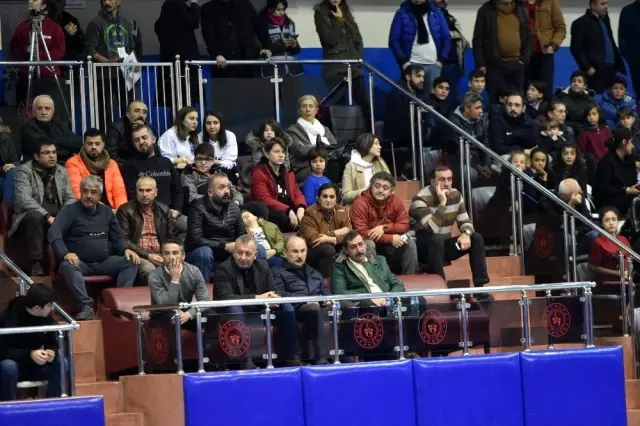Kastamonu Belediyespor, ligde ilk yarıyı namağlup lider tamamladı Kastamonu Belediyespor, ligde ilk yarıyı namağlup lider tamamladı