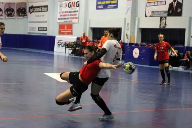 Kastamonu Belediyespor, ligde ilk yarıyı namağlup lider tamamladı Kastamonu Belediyespor, ligde ilk yarıyı namağlup lider tamamladı