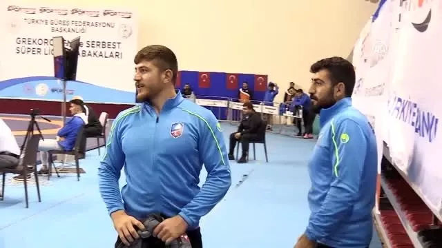 SPORCU AİLELER - Ağabeylerinin izinden giden güreşçi kardeşler SPORCU AİLELER - Ağabeylerinin izinden giden güreşçi kardeşler