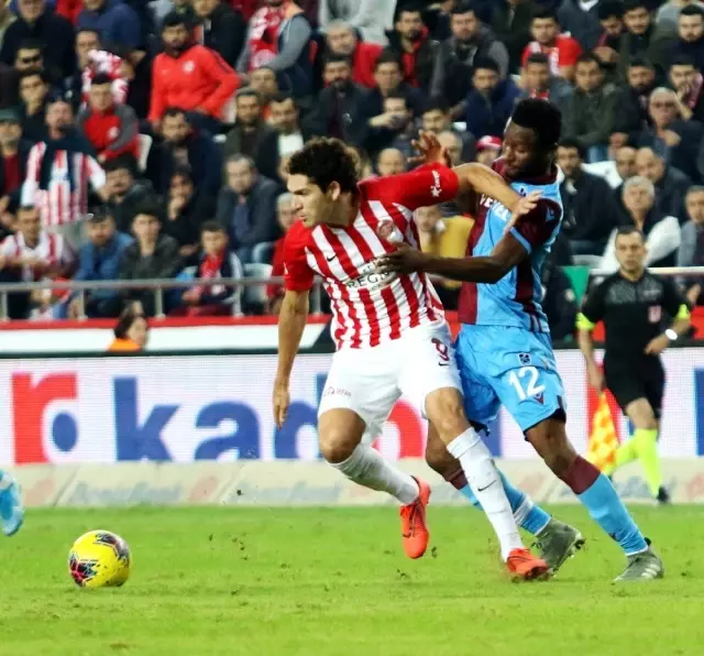 Süper Lig: Antalyaspor: 1 - Trabzonspor: 3 (Maç sonucu) Süper Lig: Antalyaspor: 1 - Trabzonspor: 3 (Maç sonucu)