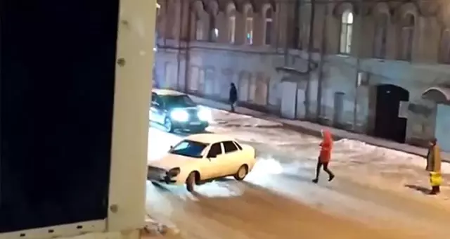 Sürücüsüz araç trafiği birbirine kattı