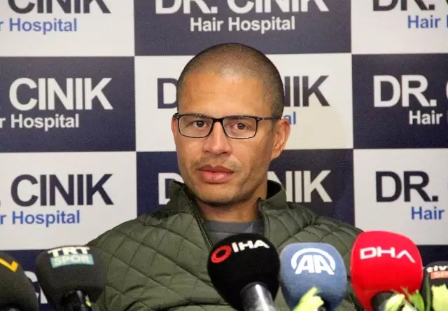 Alex: 'Fenerbahçe'ye dönme kararını ben veremem' Alex: 'Fenerbahçe'ye dönme kararını ben veremem'