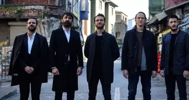 Çukur'da son dönemde artan kadın cinayetlerine dikkat çekildi Çukur'da son dönemde artan kadın cinayetlerine dikkat çekildi