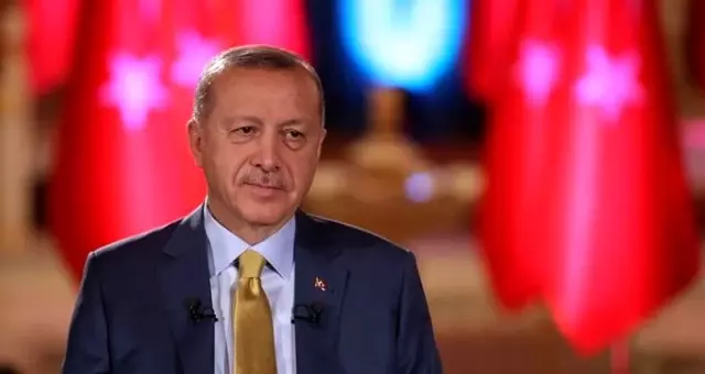 Cumhurbaşkanı Erdoğan'dan vatandaşlara önemli çağrı: Gelin dövizden kendi paramıza dönelim Cumhurbaşkanı Erdoğan'dan vatandaşlara önemli çağrı: Gelin dövizden kendi paramıza dönelim