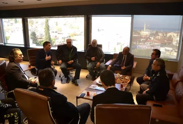 Kuşadası'nda değişim şehir içi ulaşımla devam ediyor