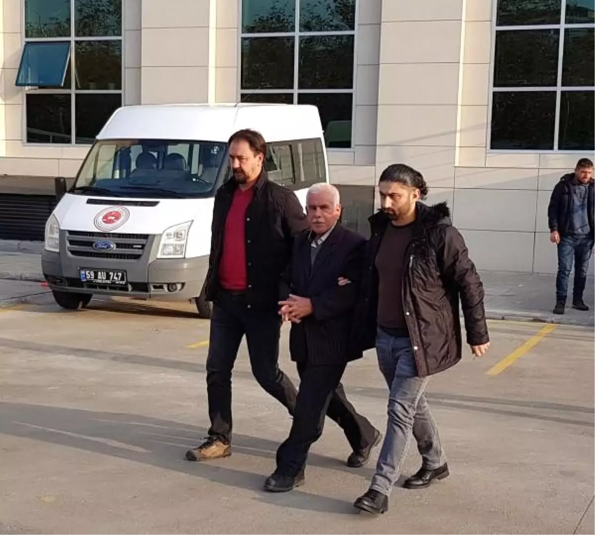 Misafir kaldığı evin sahibini öldürdü