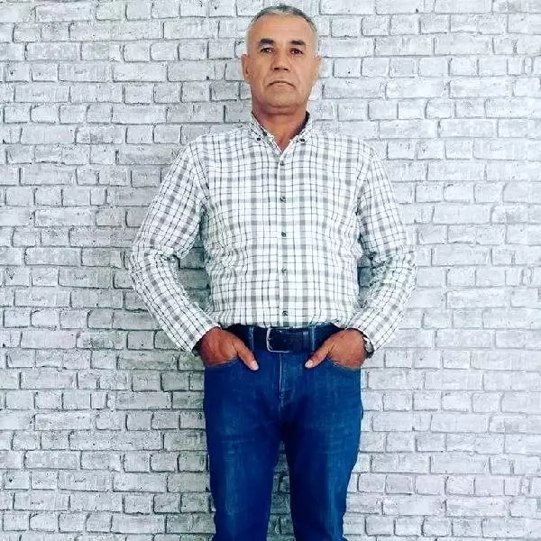 (Ölen kişinin fotoğrafıyla) Bağcılar'daki oto galericiler çarşısında cinayet