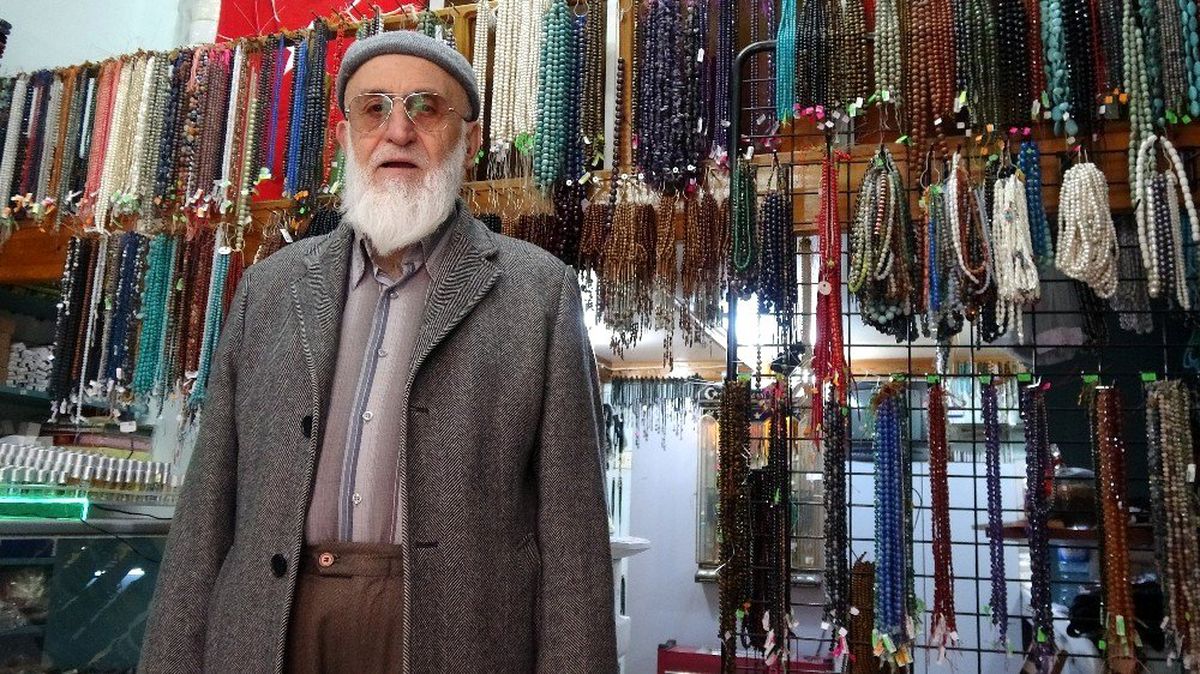 15 sene önce arkadaşının hediye ettiği tespih hayatını değiştirdi