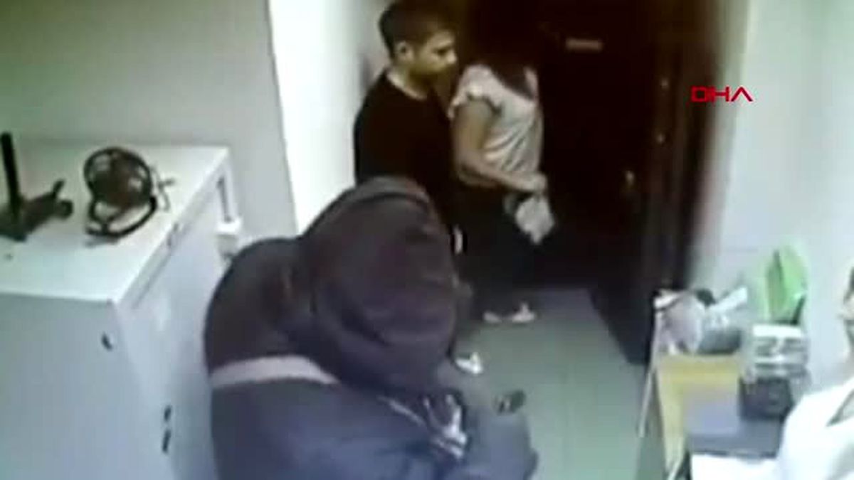 Rusya'da el bombalı banka soygunu
