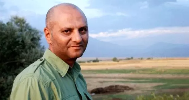 Şarkıcı Yılmaz Çelik, terör soruşturması kapsamında gözaltına alındı