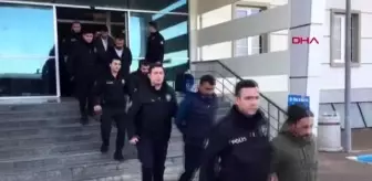 Van Emniyet Müdürlüğü: Van-şifreli konuşmaları çözülen 17 uyuşturucu şüphelisi tutuklandı Van Emniyet Müdürlüğü: Van-şifreli konuşmaları çözülen 17 uyuşturucu şüphelisi tutuklandı