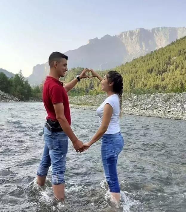 Yanlışlıkla öldü denilen polisin eşi,