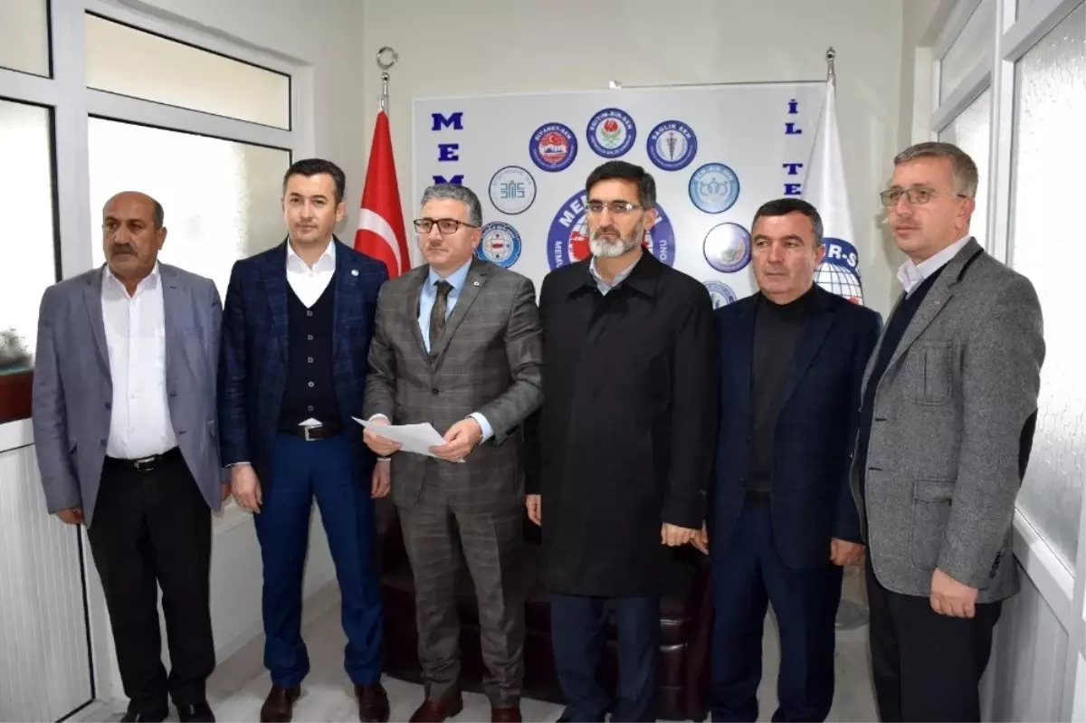 Akdoğan: 'Kahrolsun küresel emperyalizm, yaşasın zulme karşı direnişimiz'