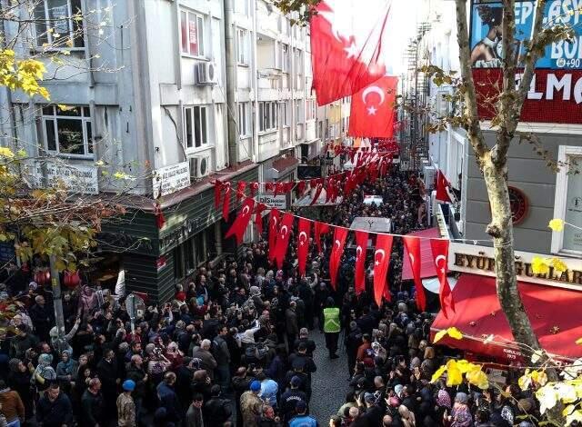 Bomba imha uzmanı Şehit Esma Çevik'in naaşı babaevine getirildi