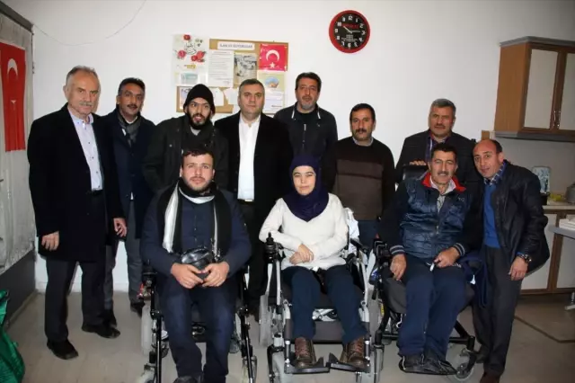 Çubuk Belediye Başkanı Demirbaş'tan engelliler derneğine ziyaret