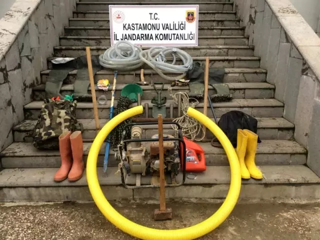 Kanyonda kaçak kazı yapan 8 kişi suçüstü yakalandı