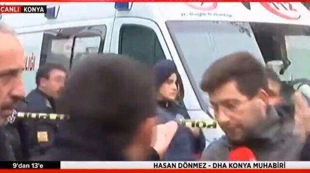 Konya'da çöken binanın önünde yayın yapan muhabire, vatandaşlar saldırdı