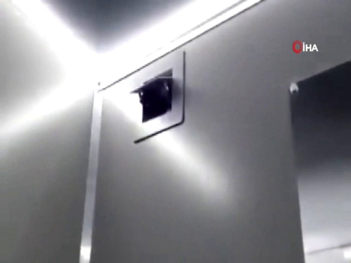 Rusya'da metro istasyonlarındaki tuvaletlere kamera takıldı