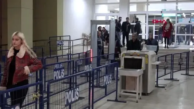 Tekirdağ çorlu'daki tren faciası davasında 3'üncü duruşma; babası ölen gülgen'in sözleri ağlattı Tekirdağ çorlu'daki tren faciası davasında 3'üncü duruşma; babası ölen gülgen'in sözleri ağlattı