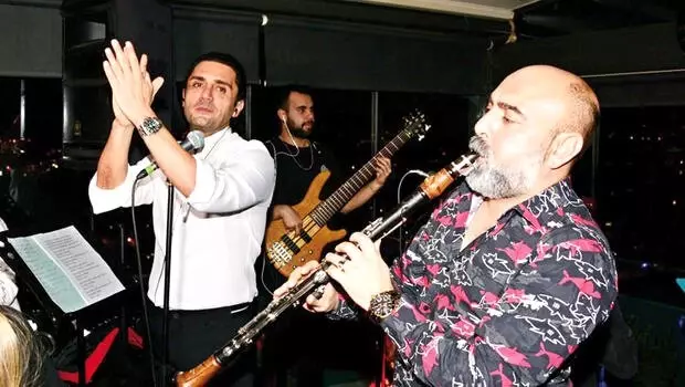 Yaşar İpek: Yine âşık olacağım Yaşar İpek: Yine âşık olacağım