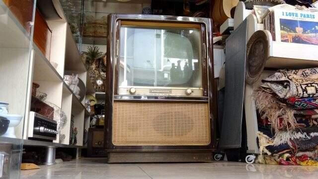 57 yıllık televizyona 10 bin lira değer biçildi