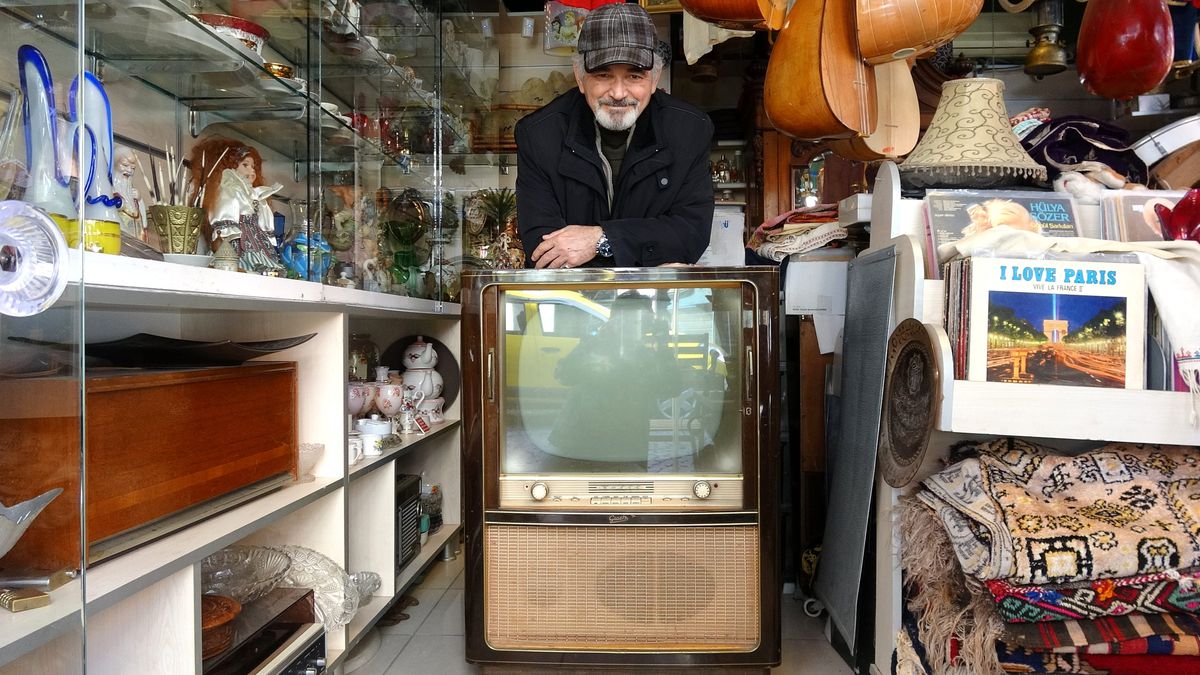 57 yıllık televizyona 10 bin lira değer biçildi