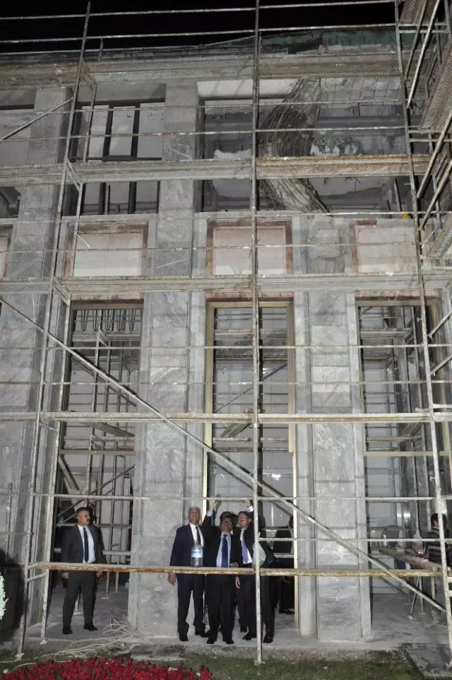 AK Parti'li Çelebi, Bangladeşli bakana 15 Temmuz'u anlattı, Meclis'i gezdirdi