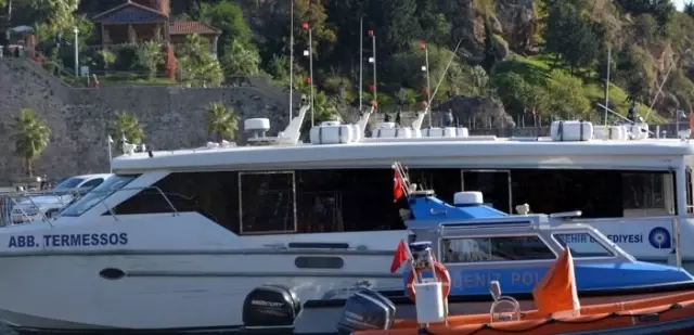 Antalya Büyükşehir Belediyesi deniz otobüslerini satacak