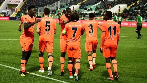 Başakşehir'e tur için Almanya'da galibiyet şart! Başakşehir'e tur için Almanya'da galibiyet şart!