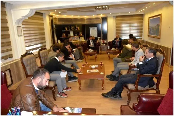 Başkan Demir'den ağaçlandırma ve geri dönüşüm farkındalığı Başkan Demir'den ağaçlandırma ve geri dönüşüm farkındalığı