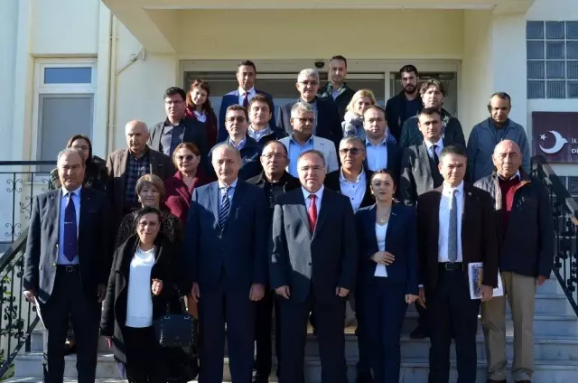 Didim Zeytin Festivalini destekleyen kurumlar onurlandırıldı Didim Zeytin Festivalini destekleyen kurumlar onurlandırıldı