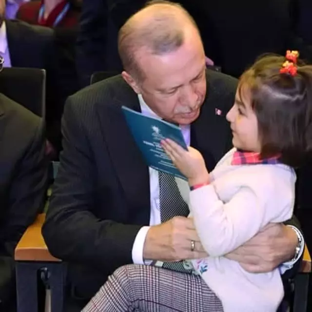 Emetli Meryem Nisa doğum günü hediyesini Cumhurbaşkanı Erdoğan'dan aldı