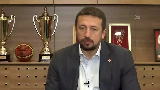 Hidayet Türkoğlu, Larkin kararını Ufuk Sarıca'ya bıraktı (2) Hidayet Türkoğlu, Larkin kararını Ufuk Sarıca'ya bıraktı (2)