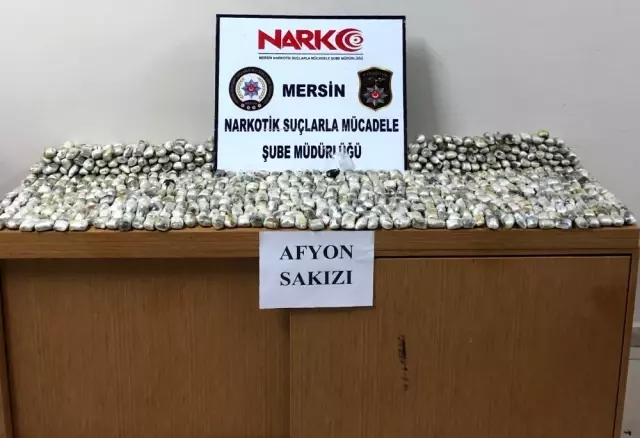 Konserve kutularında uyuşturucu kaçakçılığı Konserve kutularında uyuşturucu kaçakçılığı