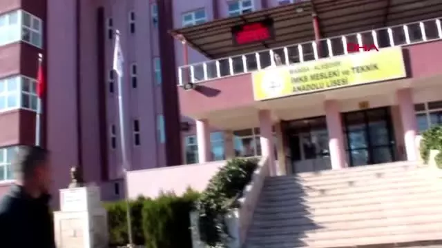 Manisa model uçak şampiyonu öğrencilere alaşehir ticaret odası'ndan destek geldi Manisa model uçak şampiyonu öğrencilere alaşehir ticaret odası'ndan destek geldi