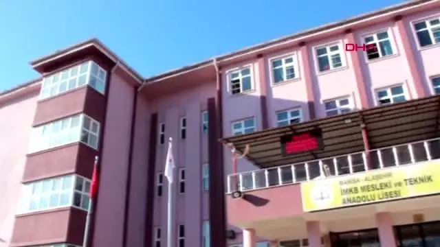 Manisa model uçak şampiyonu öğrencilere alaşehir ticaret odası'ndan destek geldi Manisa model uçak şampiyonu öğrencilere alaşehir ticaret odası'ndan destek geldi
