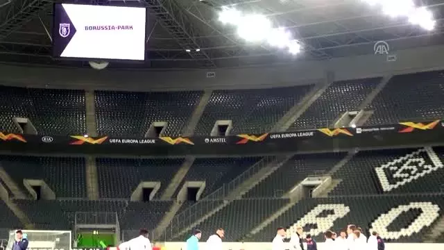 Medipol Başakşehir, Borussia Mönchengladbach maçına hazır Medipol Başakşehir, Borussia Mönchengladbach maçına hazır